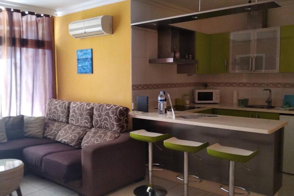 Appartement Casa Lucia à Arona  Extérieur photo